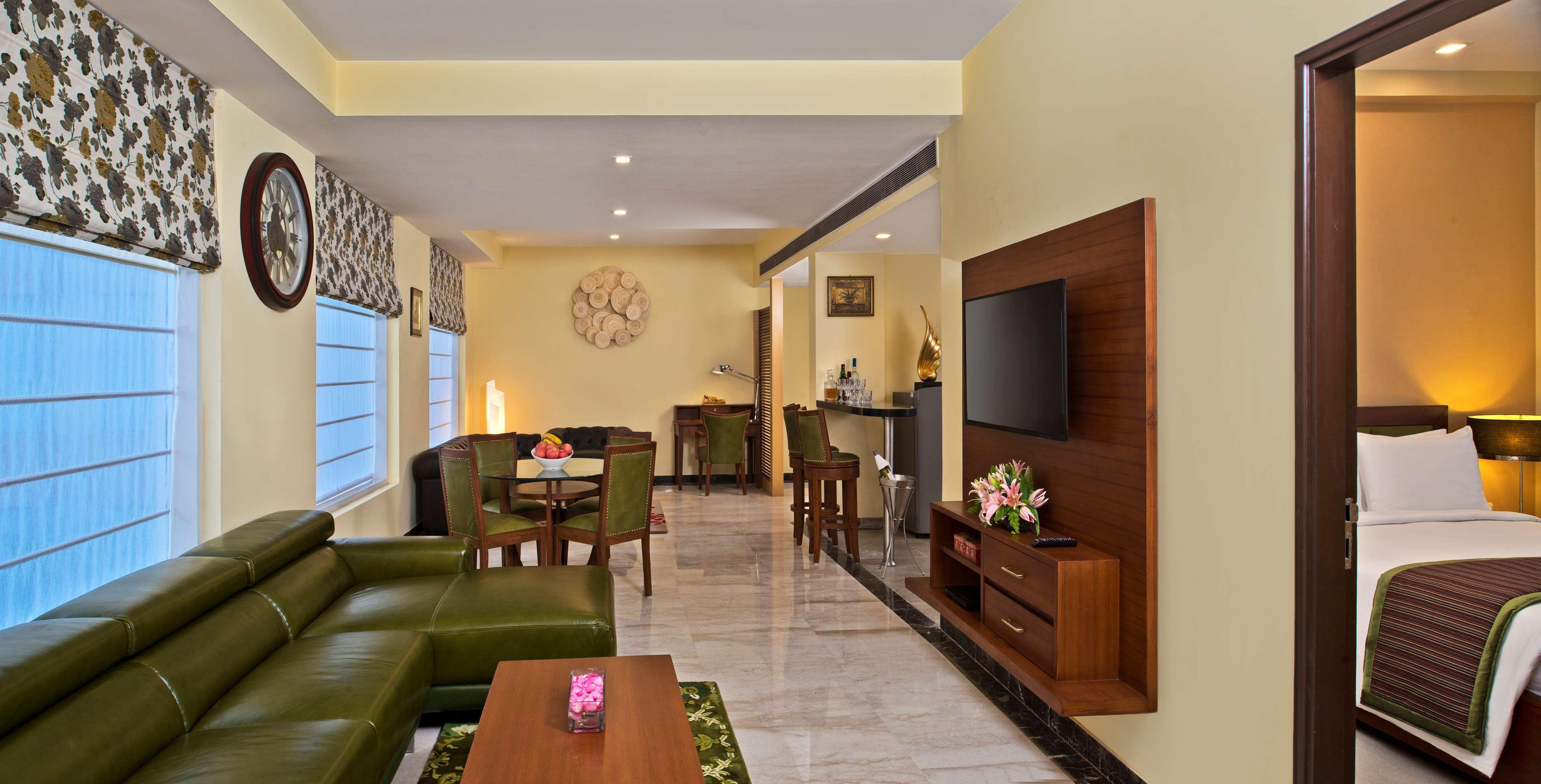 Park Inn By Radisson Amritsar Airport Экстерьер фото